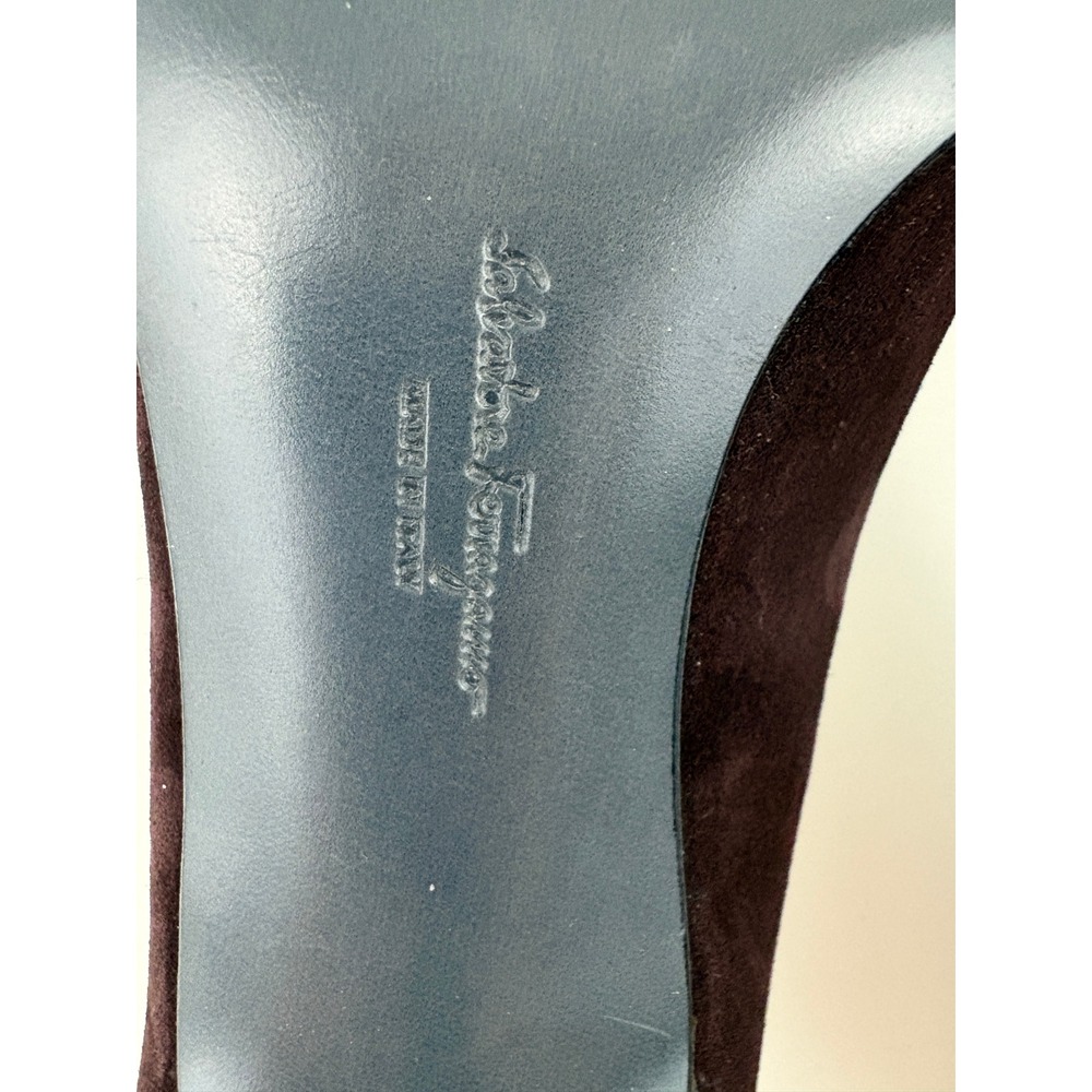 Salvatore Ferragamo Brown Suede Court Shoes Size 7B Pointed Toe Leather Piping - Picture 9 of 11